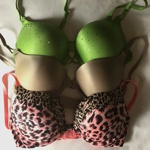 Victorias Secret Miraculous Plunge Bras tri-pack